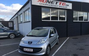 Aunetto i Herning stopper med bilsalg, men det bliver samtidig startet på udleje biler på abonnement.