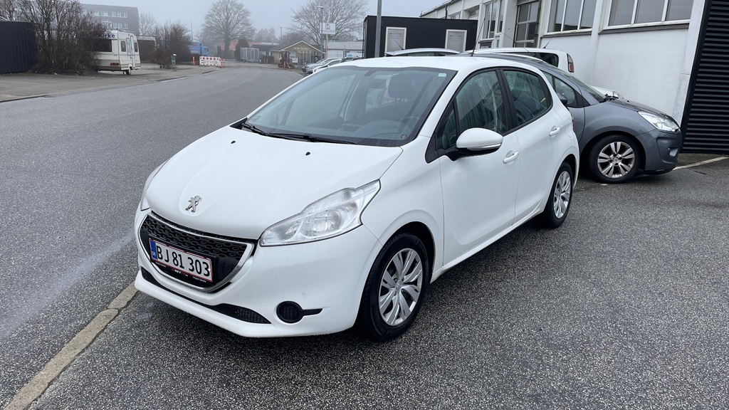 Vogn 520 - Peugeot 208 - Bilabonnment hos Aunetto i Herning Peugeot 108 - Bilabonnement hos Aunetto i Herning